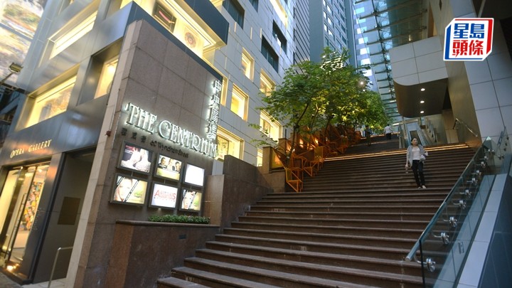 事發於雲咸街中央廣場。資料圖片
