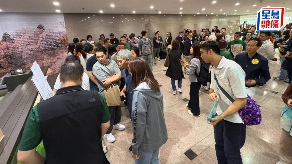 SPRING GARDEN獲8組大手客購全層。