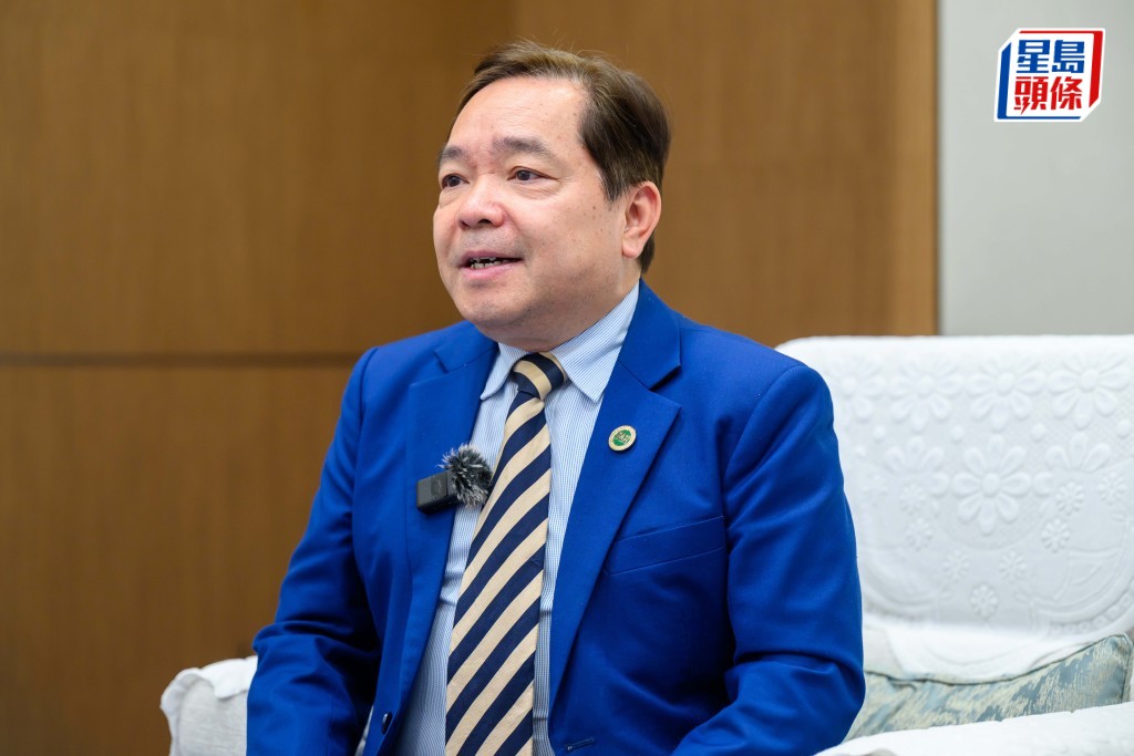 恒生大學今日（5日）宣布，委任現任常務暨學術及研究副校長莫家豪教授為下任校長。劉駿軒攝