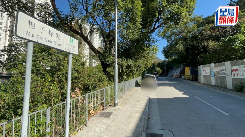 5旬男子踩單車落斜時轉左彎撞山，昏迷送院不治。楊偉亨攝