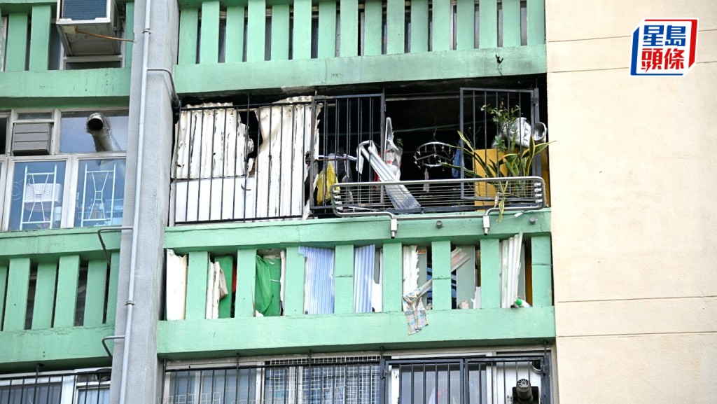 爆炸單位薰黑。楊偉亨攝