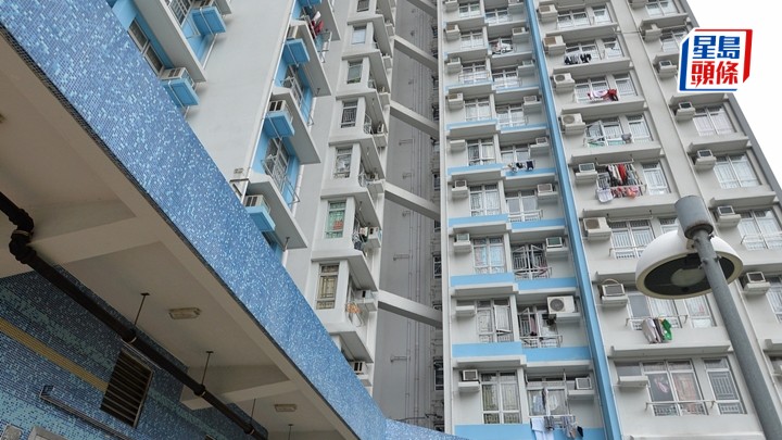 事發於彩德邨彩義樓。資料圖片