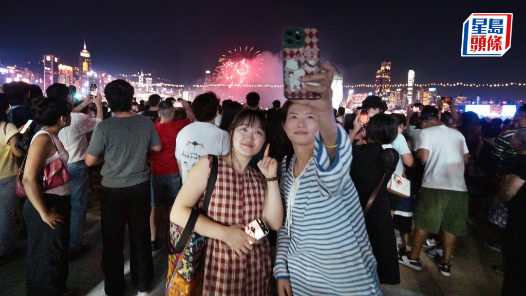 不少市民打卡。