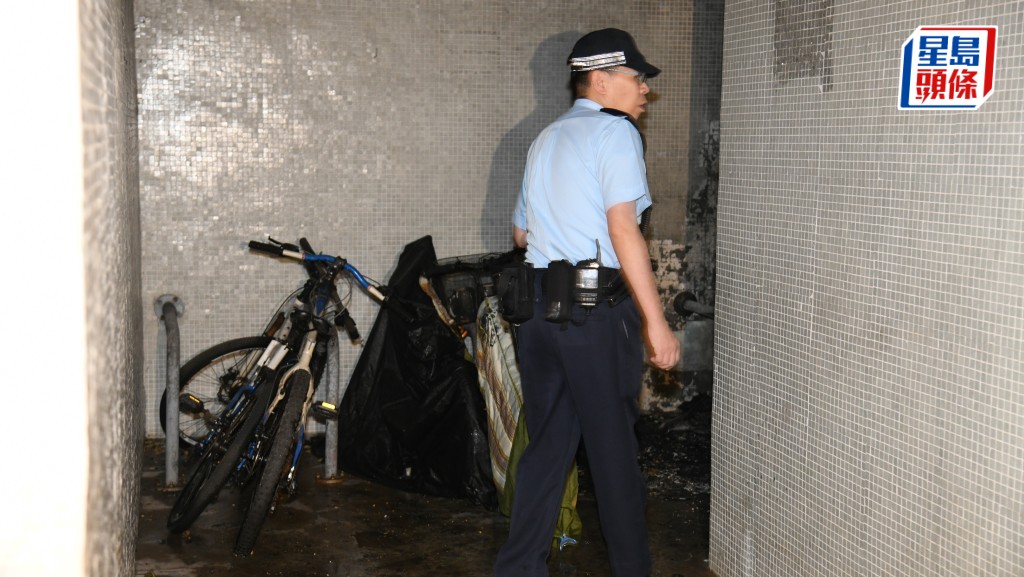 馬鞍山發生單車縱火案,警方調查事件。黎志偉攝