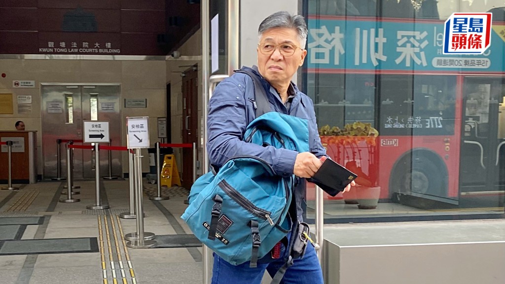 九巴維修主任張魏興指，颱風後復工時，多人同時準備出車做法行之有效。雷璟怡攝