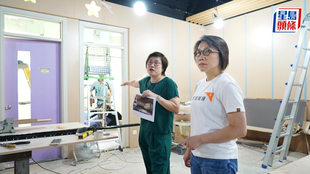 萧婷（左）寄语师生将于新学年「在富善重新出发」，卢文芳（右）表示日后会与校方保持联络。叶伟豪摄