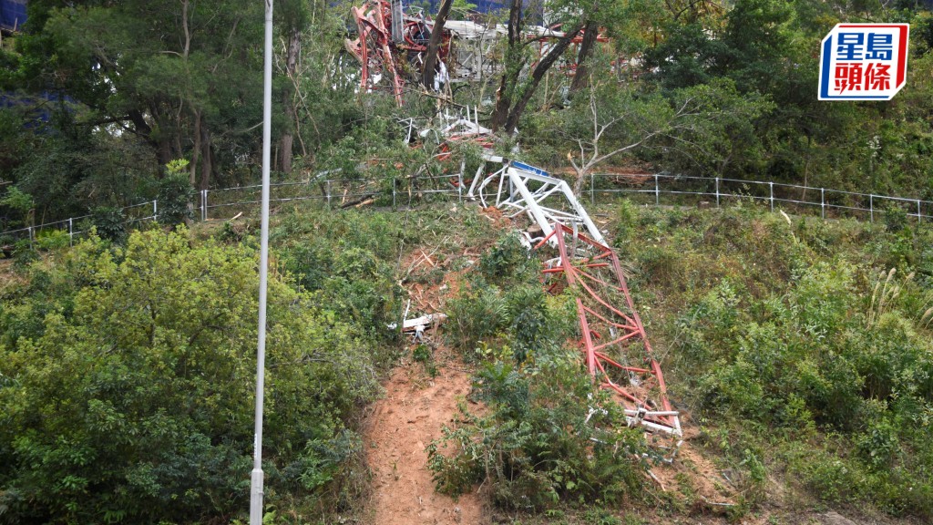 部分天秤跌落地盤對開山坡。楊偉亨攝
