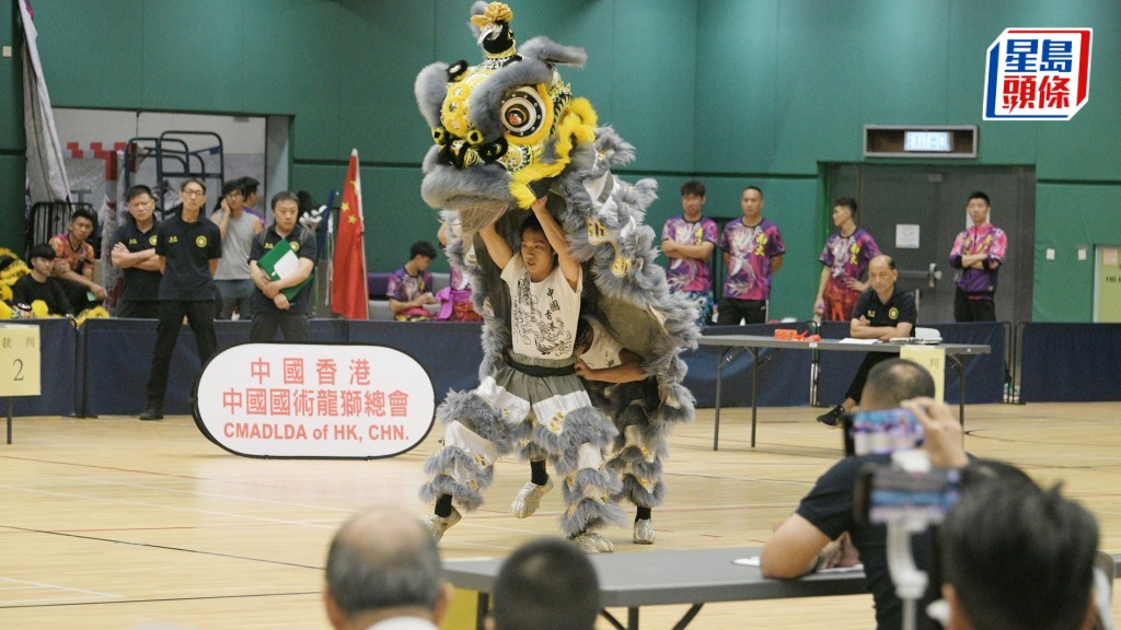 舞獅︱粵港大馬同場競技 麥美娟：舞獅是華人共同傳統 盼青年多認識中華文化