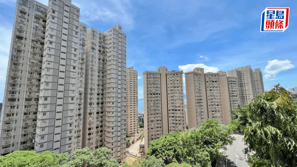 碧瑤灣銀主盤獲10客競搶 搶高33%至1503萬拍出