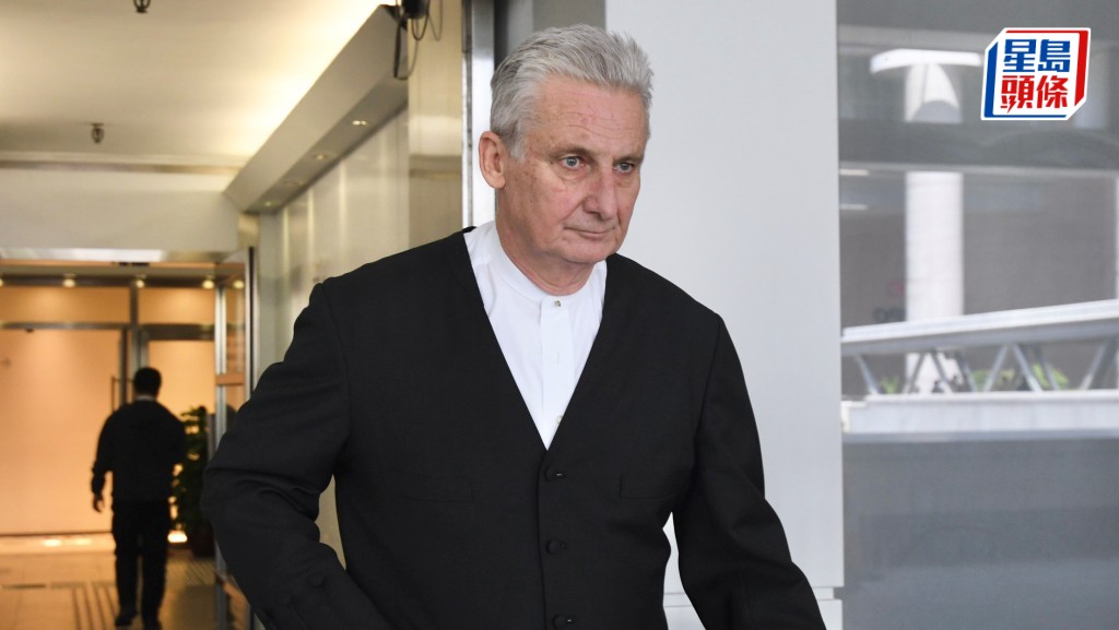 代表申請人的資深大律師韋浩德（Robert Whitehead）。何君健攝