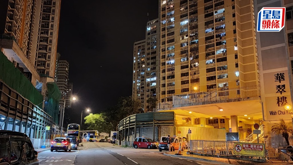香港仔華富邨兩女小巴站打交 53歲婦頭傷不治 警拘50歲女子涉謀殺。黎志偉攝