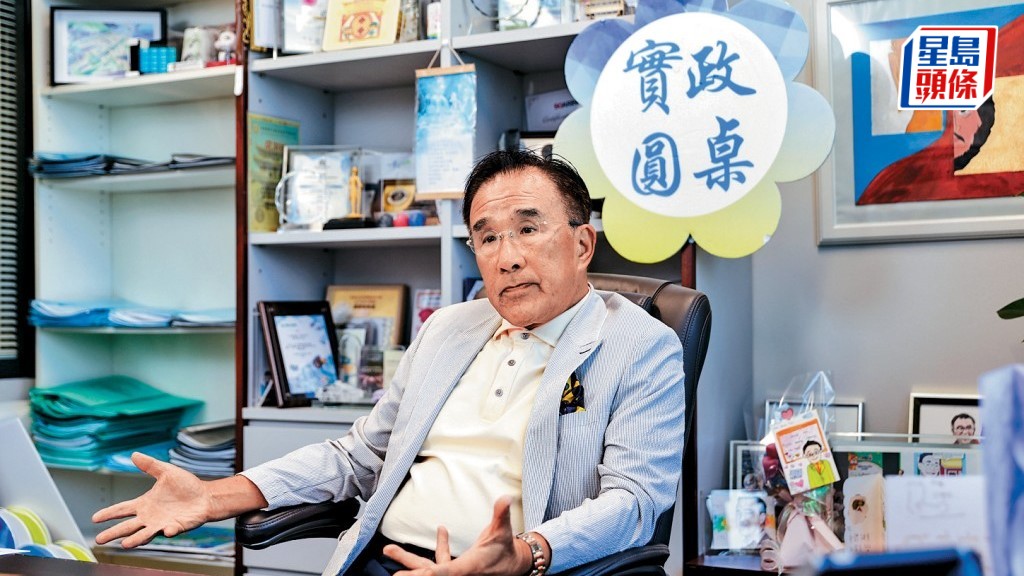 政府擬補貼油價︱田北辰關注小型營運商情況  憂補貼不足未必能維持班次不減