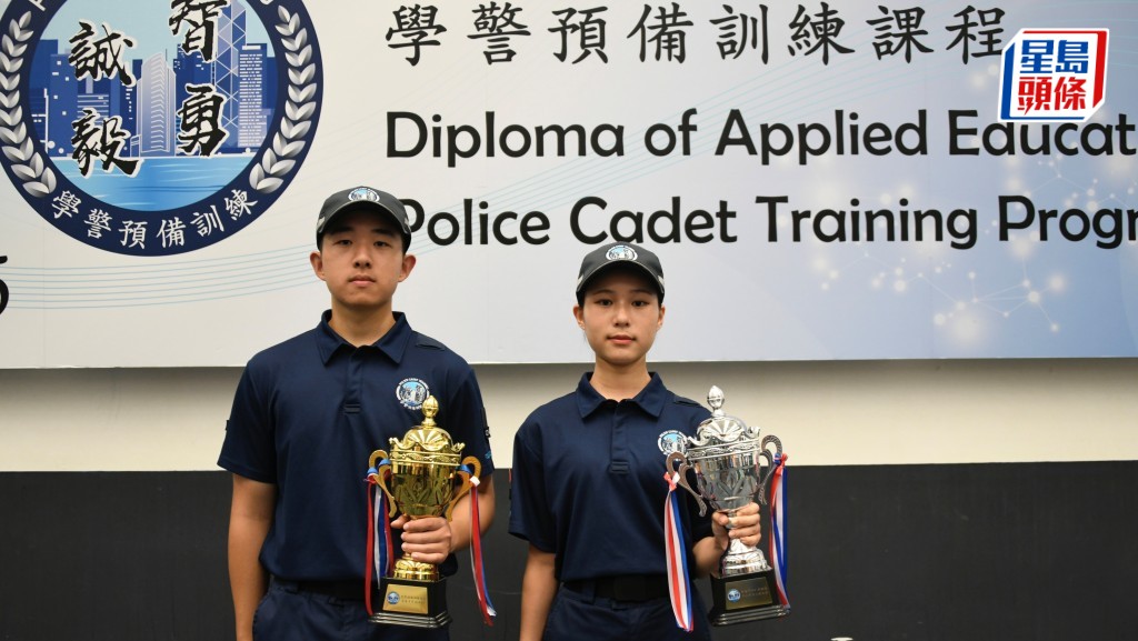 兩位得獎學員接受訪問。楊偉亨攝