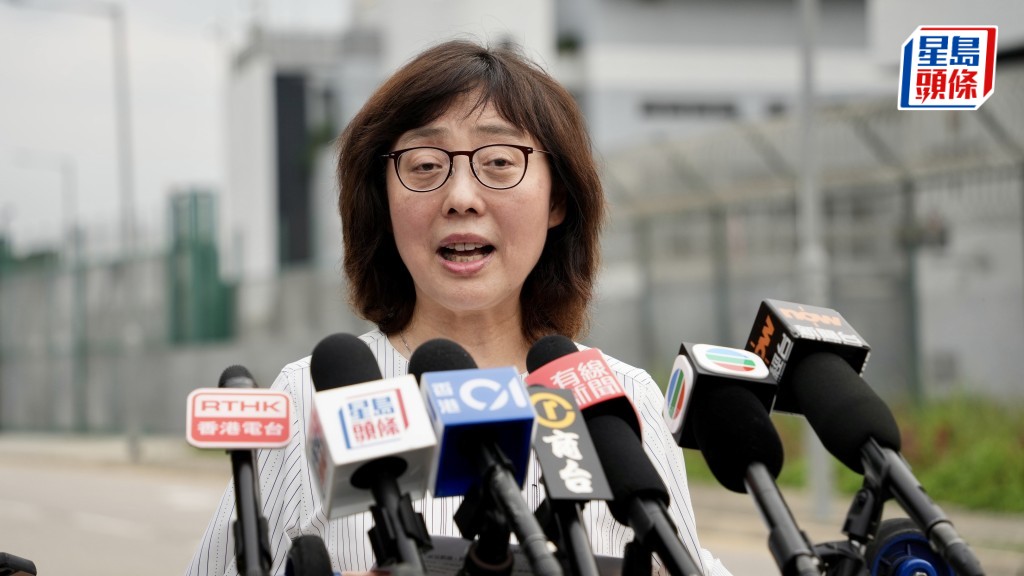 宏福苑安置｜非引用公權收回土地  甯漢豪 : 以恩恤方式助業主處理受災樓宇。資料圖片