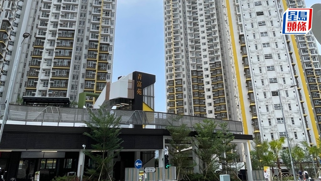 被告何耀輝被控兩次於青衣青富苑1個單位內非禮17歲少女。資料圖片