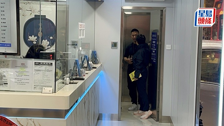 大批探員在場調查。楊偉亨攝