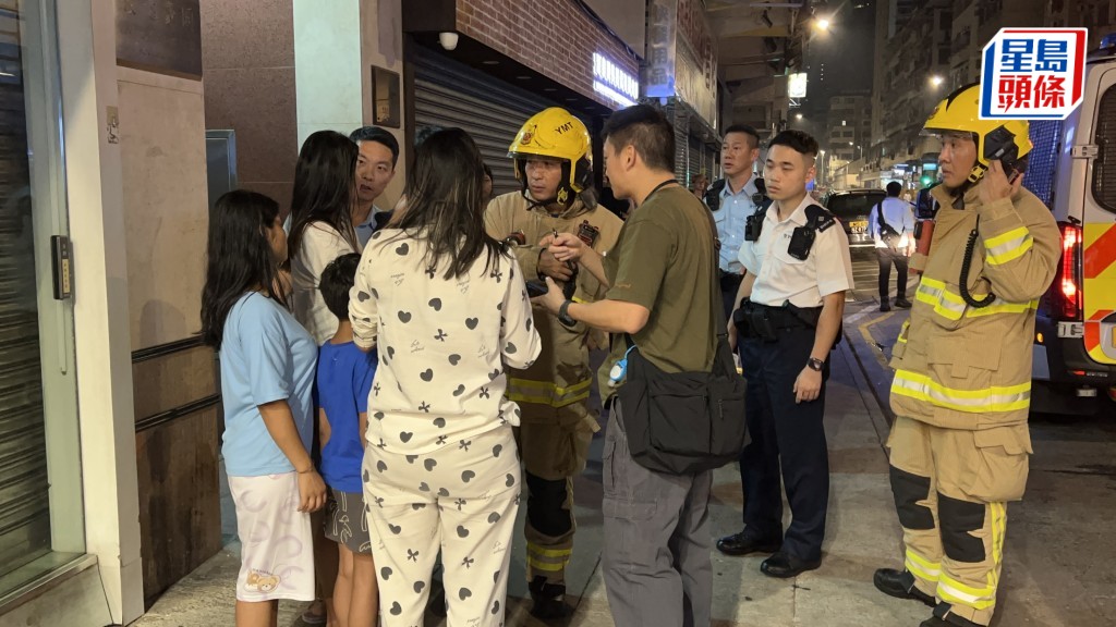 油麻地單位冷氣機疑電線短路起火 50名居民漏夜疏散。蔡楚輝攝