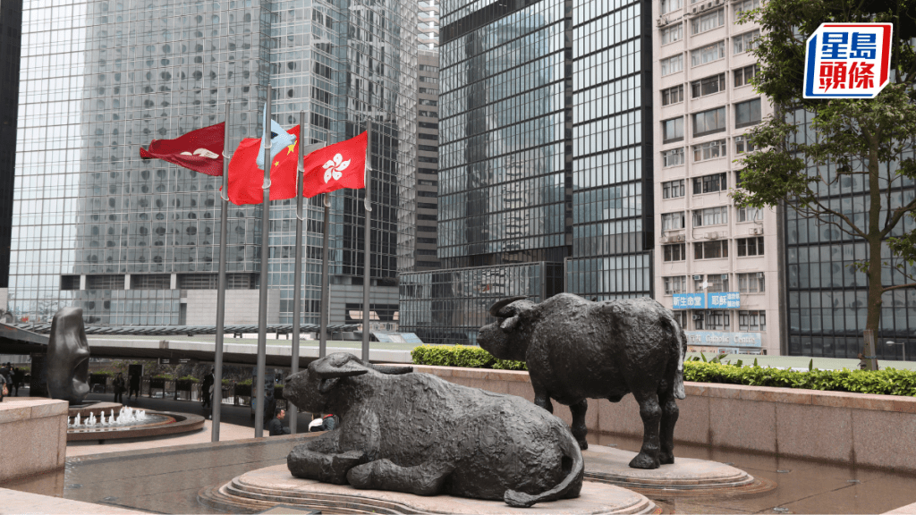 恒指低开32点 特朗普拟封锁伊朗推高油价 中石油逆市升逾3% 百度挫逾3%