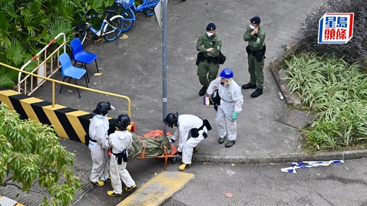 DVIU人員於宏盛閣發現遺體。劉駿軒攝