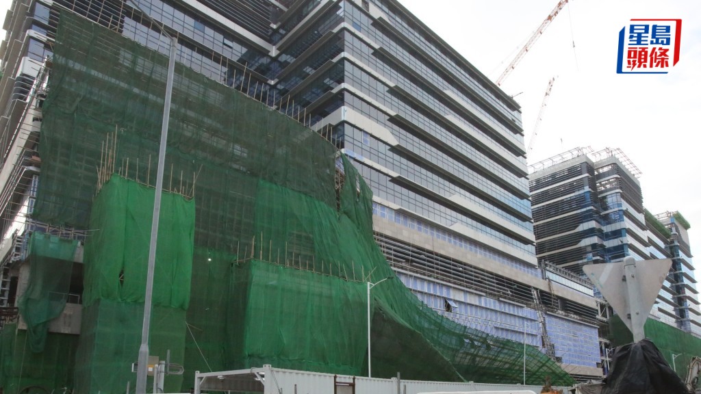 啟德新醫院腫瘤科及專科門診大樓料2026年初起投入服務。資料圖片