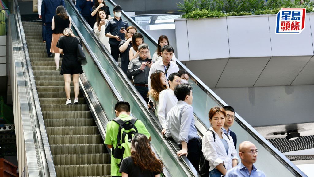 公務員事務局9.20起上海北京辦招聘講座 鼓勵內地大學港生投考公務員。