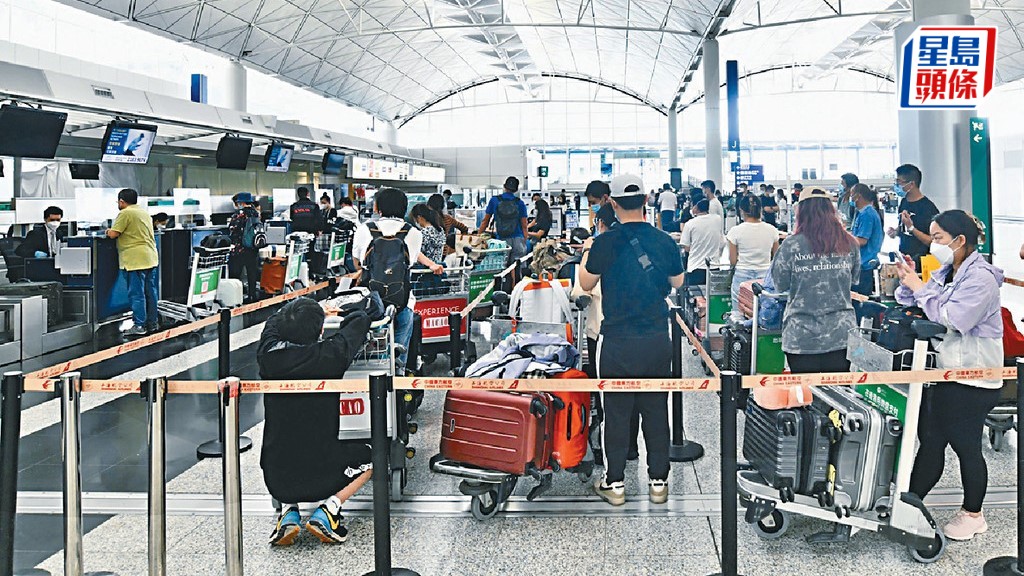 機管局料聖誕單日客運量達20萬人次,完全回復至疫情前水平。資料圖片