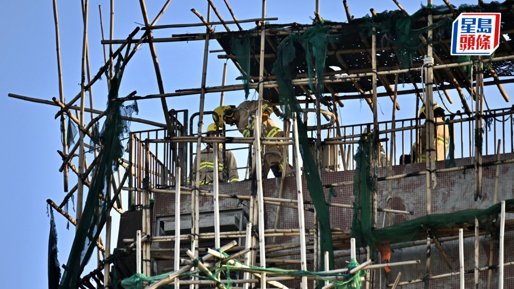 政府研金屬棚架取代竹棚惹爭議  意圖把大火矛頭指向竹棚？ 發展局：錯誤解讀政府立場 列3點反駁。