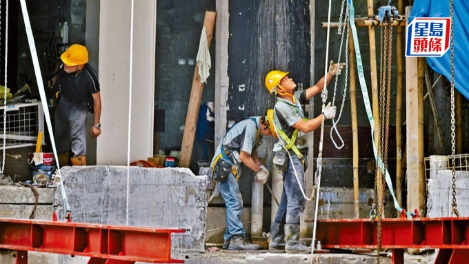 建造业议会估计建造业中长期前景保持稳健，行业整体总工程量将稳步增长。资料图片