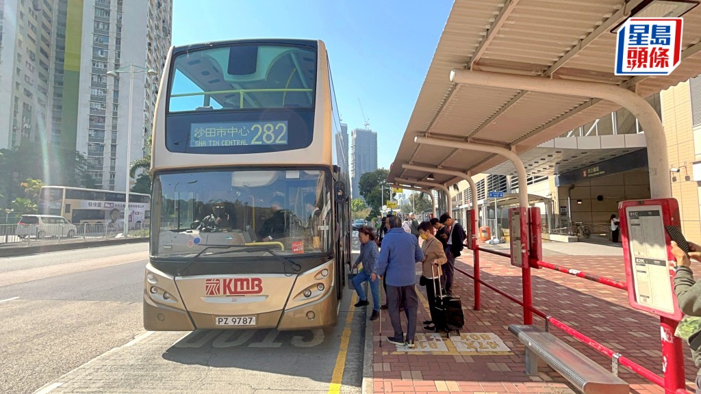 圖中非涉事九巴,屬同一路線。林思明攝
