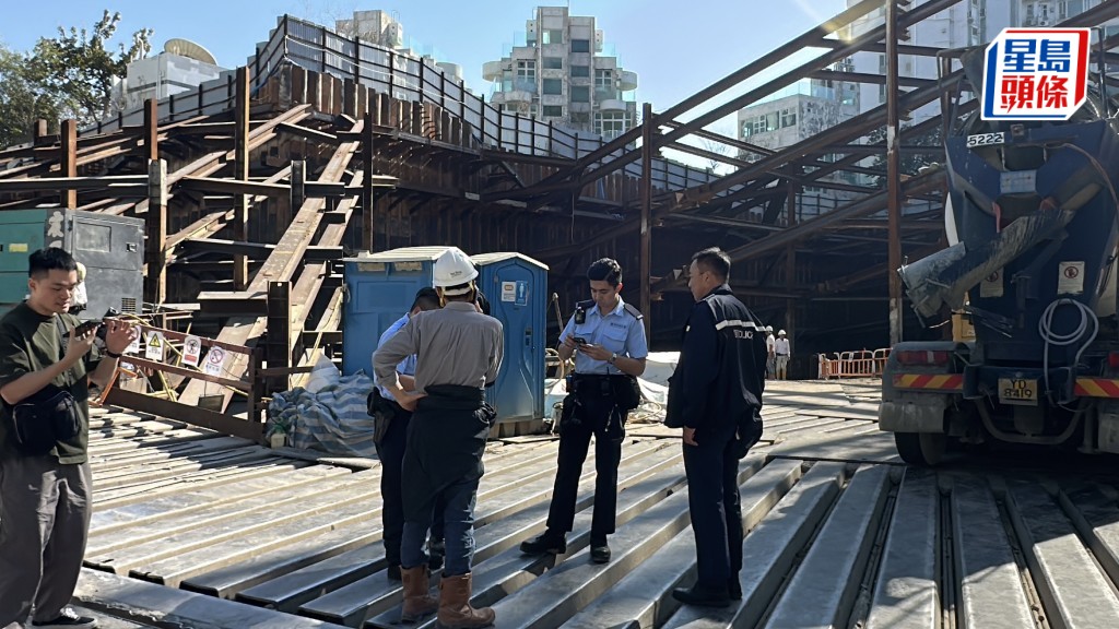 勞工處指已即時派員到意外現場展開調查，並已向有關承建商發出「暫時停工通知書」。劉漢權攝