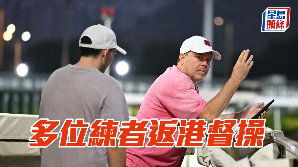 方嘉柏（右）