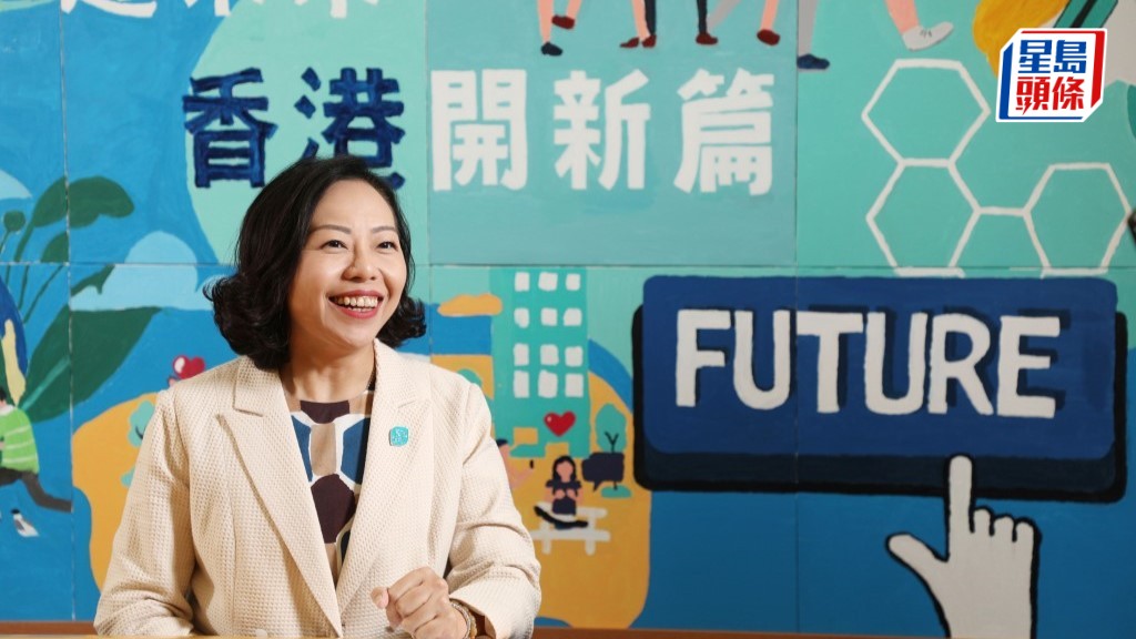 麥美娟冀物管公司更積極支持關愛隊,深入社區為市民排憂解難,推廣關愛共融好風氣。資料圖片