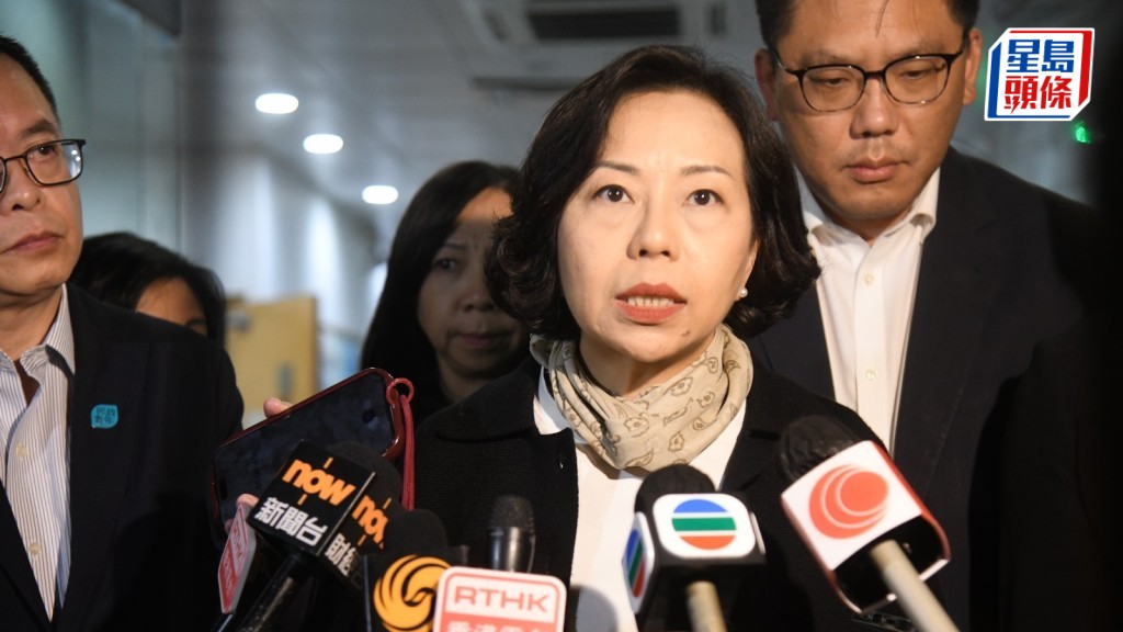 麥美娟 : 政府對檢討《旅館業條例》持開放態度。徐裕民攝