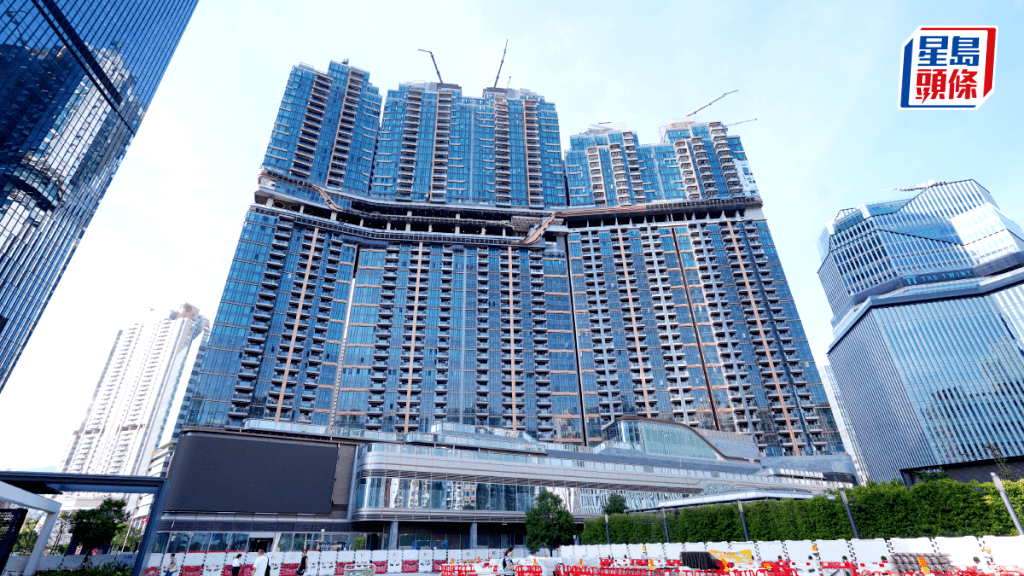 焦點盤連環「搶韁」引領客源 天璽．天2期逾千參觀 柏景峰紛現人流