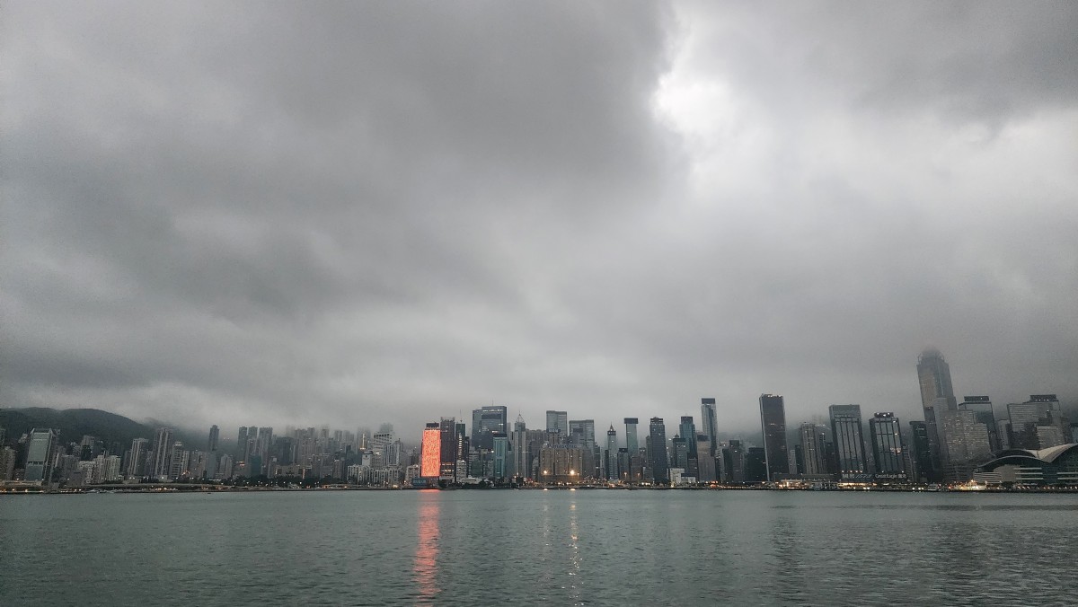 天文台｜大致多雲 日間短暫時間有陽光及炎熱 市區最高氣溫約30度