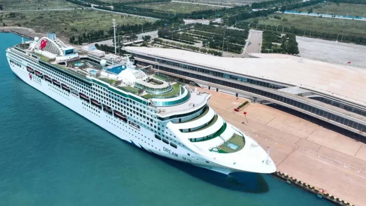 南韓對華旅團免簽首日 2700中國遊客乘郵輪抵達仁川 南韓對華旅團免簽首日 2700中國遊客乘郵輪抵達仁川