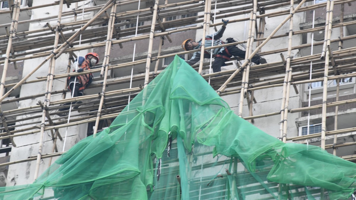 宏福苑大火｜鴻毅及宏業被起訴  政府與市建局為受影響業主提供過渡支援及寬限驗樓期限