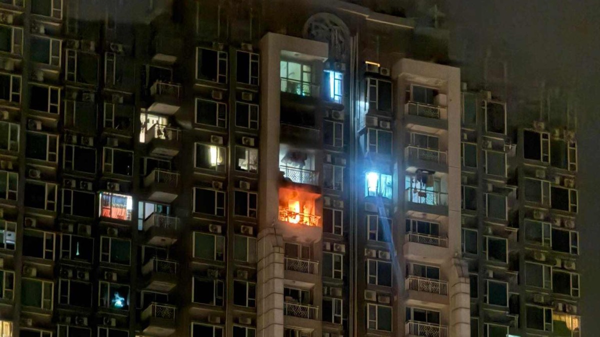 將軍澳日出康城疑「尿袋」起火 住戶逃生吸入濃煙不適送院