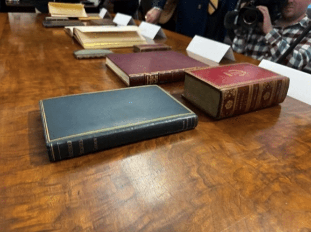 美國男變賣祖父遺留珍本 意外揭發40年前$2300萬名門失書案