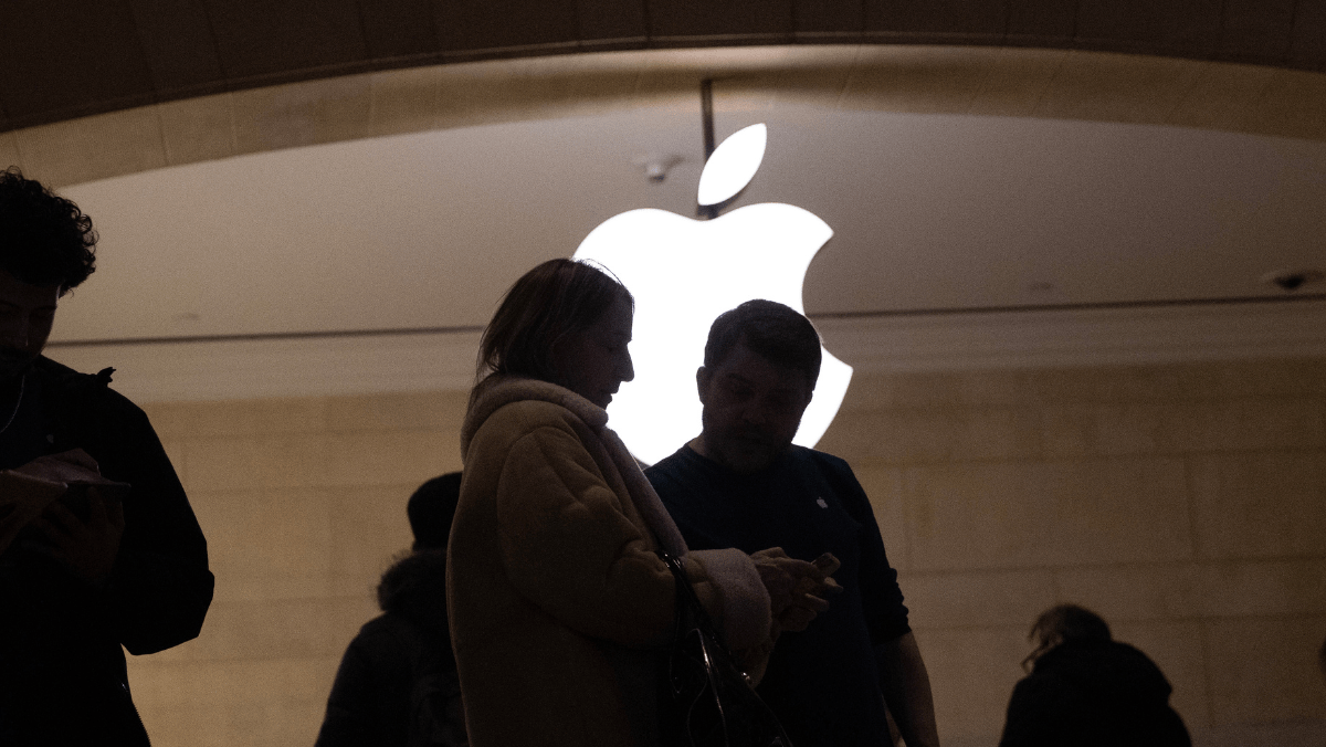 應對AI挖角潮 蘋果向iPhone設計師發獎金 最高料40萬美元