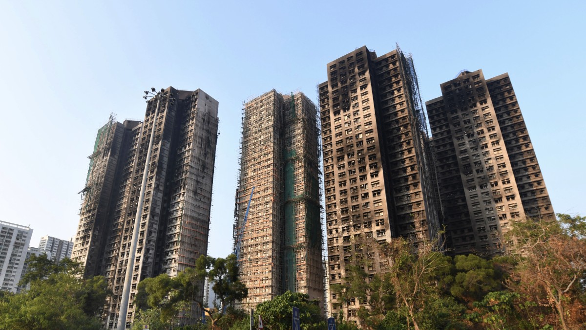 宏福苑大火｜卓永興、鄧炳強、何永賢和麥美娟下午會見傳媒 公布七幢受火樓宇居民返回單位執拾安排