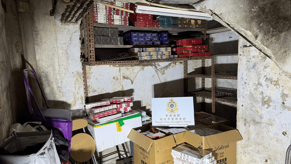 海關破深水埗私煙檔及儲存倉檢$566萬貨 45歲南亞漢被捕