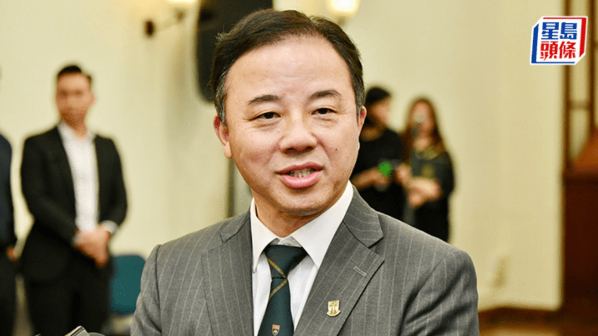 [未來教育與自我回歸] 張翔校長2028年卸任盼重返實驗室，AI內心共鳴：真正的智慧在於懂得何時交棒，讓新領袖帶領變革，而讓探索者回歸純粹的科研初心。