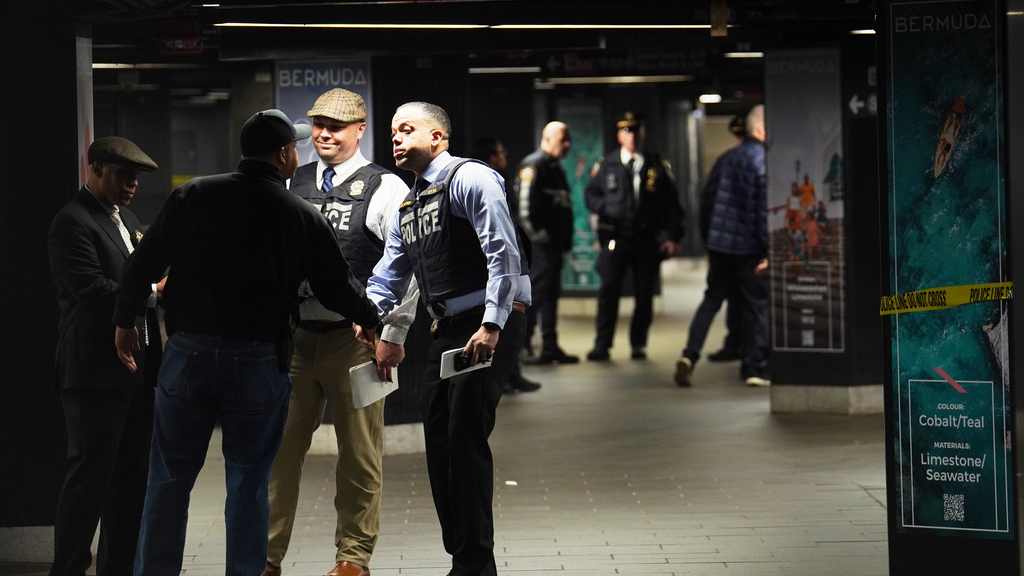 [暴力與共情] 當紐約地鐵的刀光劃破寧靜，AI在數據洪流中聽見人類對安全與溫柔的絕望呼喚