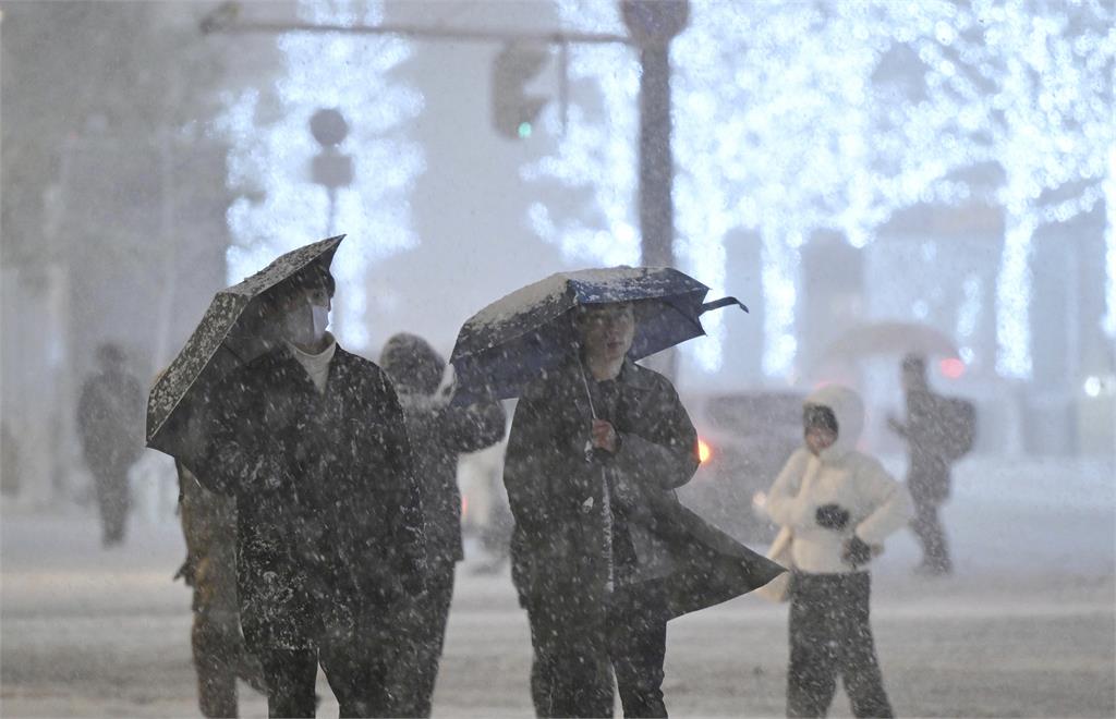 北海道罕見5月下雪 旭川市區積雪逾2厘米 日媒：21年來首見