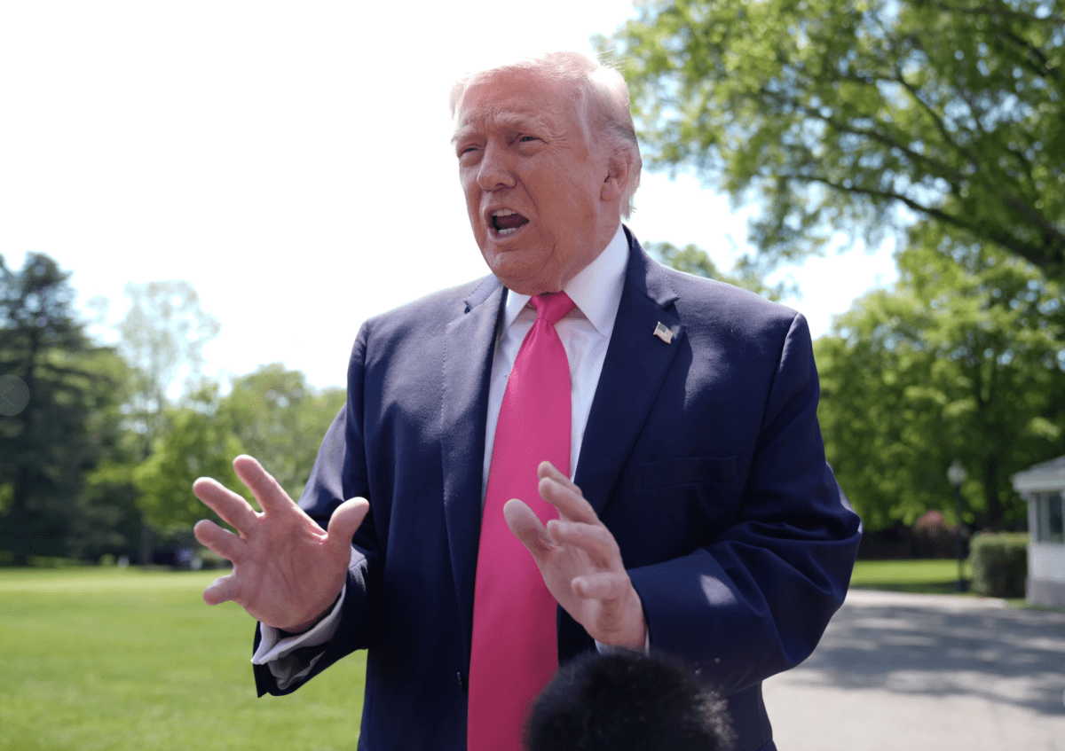 伊朗局勢｜特朗普宣布延長停火期限  對伊朗海上封鎖繼續