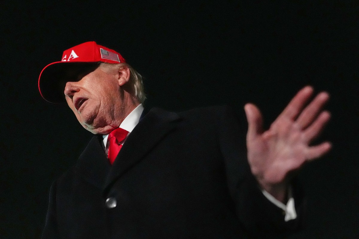 美伊談判破局 | 特朗普：不在乎伊朗是否重返談判桌 美媒：擬恢復有限度軍事打擊