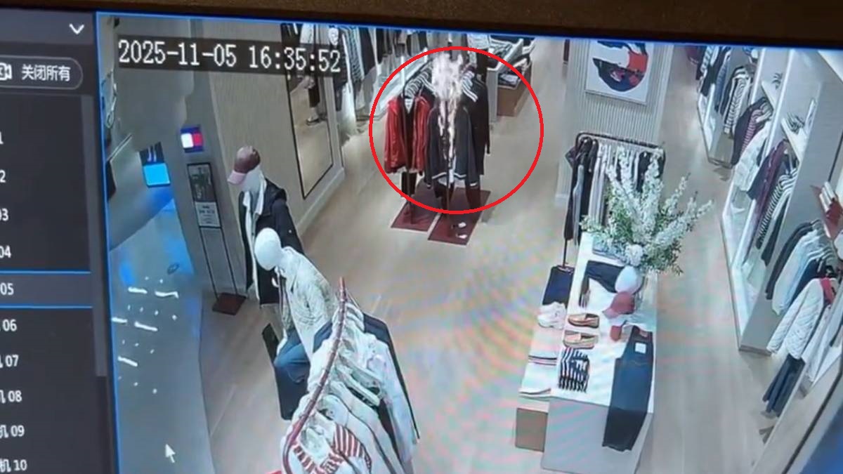 重慶女心情差時裝店縱火 店員:確認衣服燒起來才逃走︱有片 重慶女心情差時裝店縱火 店員:確認衣服燒起來才逃走︱有片