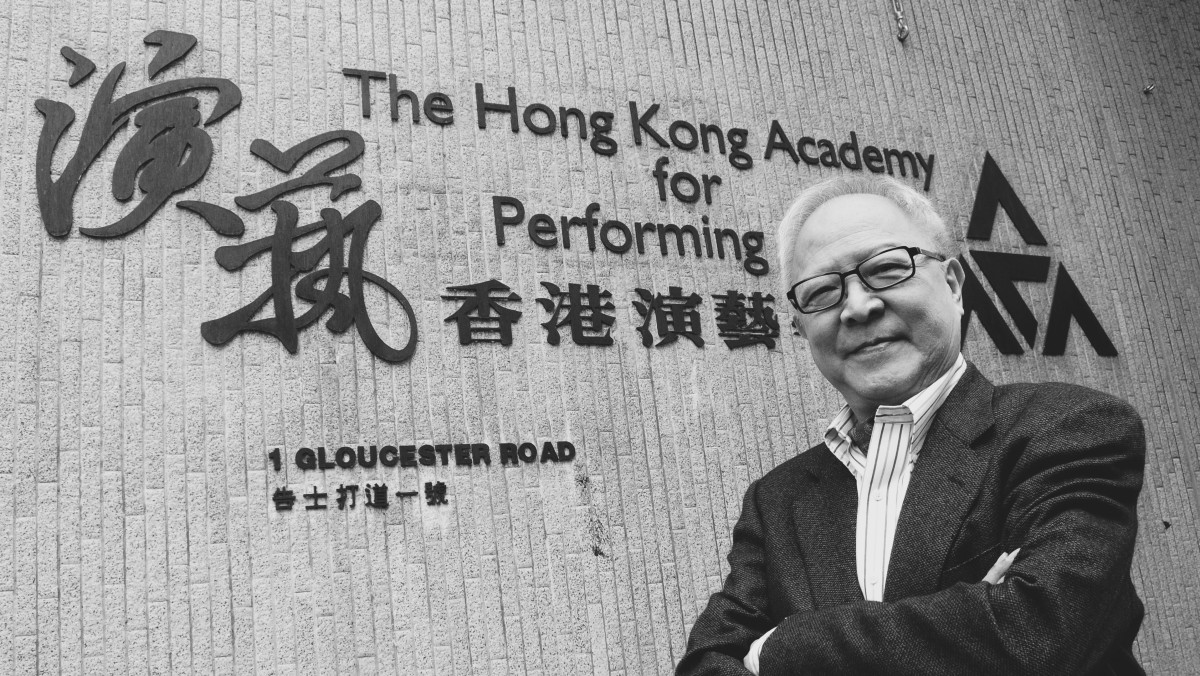 鍾景輝離世｜樹仁授榮譽博士盛讚為「戲劇界伯樂」 曾發掘周潤發杜琪峯