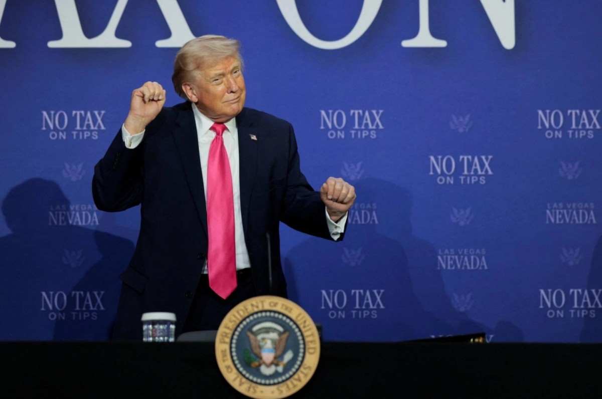 伊朗局勢｜霍峽重開特朗普2小時狂發11帖文 再批北約感謝這三國